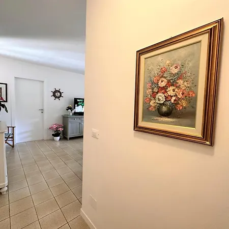 Grecale Apartamento *